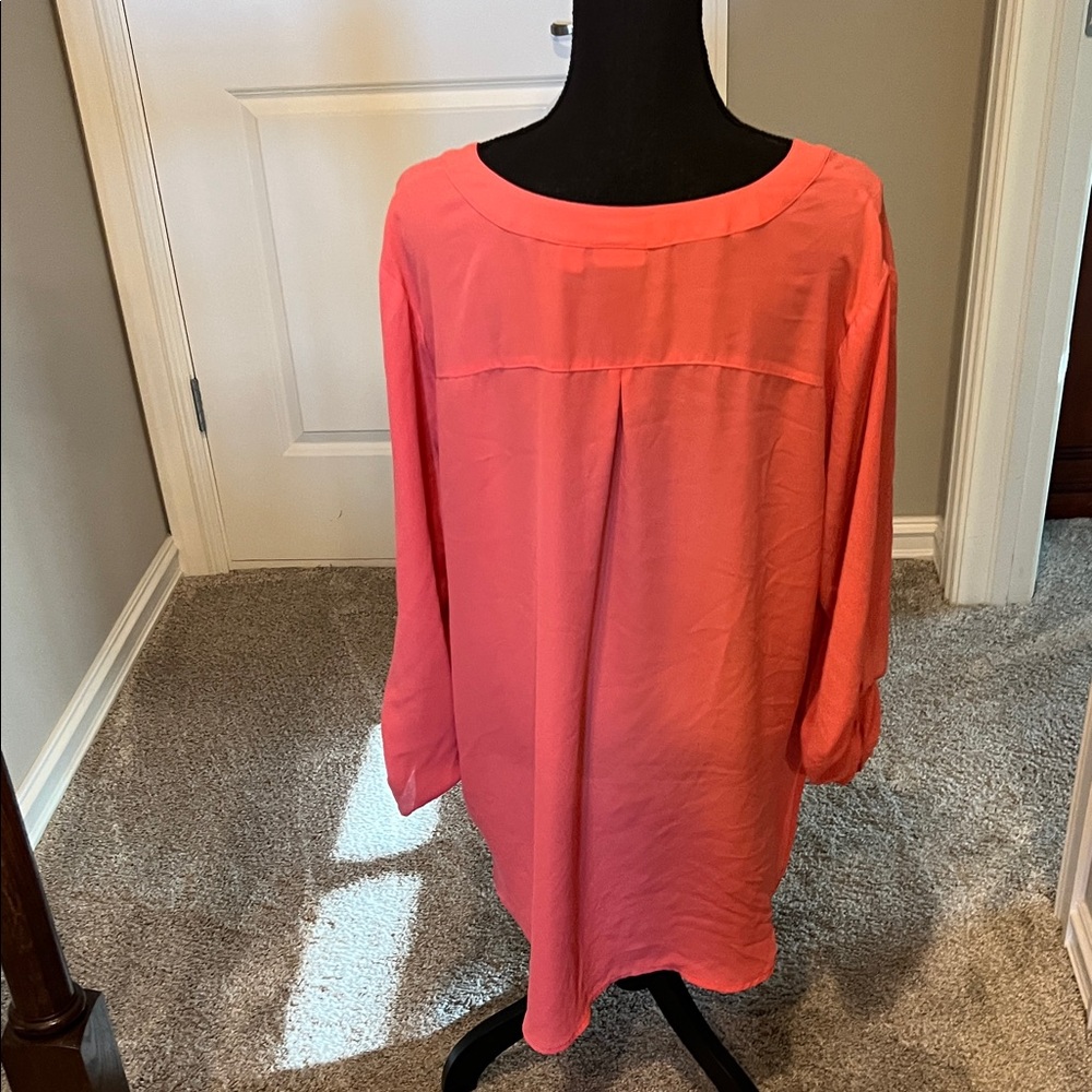 Chaus Coral Pink Blouse Women’s Roll Tab Sleeve High Low Hem Lightweight Top - Picture 9 of 10